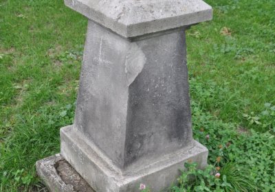 Úhošťany u kostela, Omnium, 2020