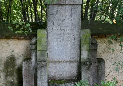 Bílenec, Omnium, 2020