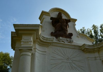 Bílenec, Omnium, 2020