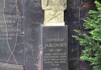 Městský hřbitov Čáslav, Omnium, 2017