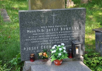 Městský hřbitov Čáslav, Omnium, 2017