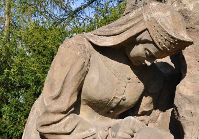 Vojenský hřbitov Josefov, Omnium, 2017