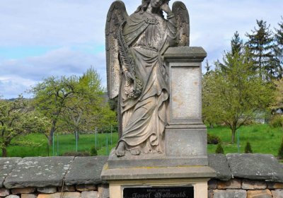 Hřbitov Zaloňov, Omnium, 2017