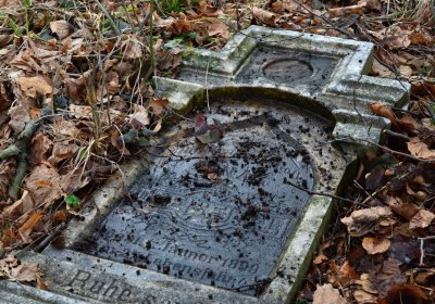 Hřbitov Slavkov u Kozlova, Botos Nikolas, 2017