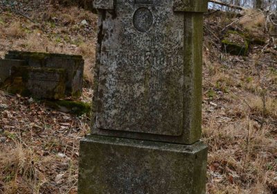 Hřbitov Slavkov u Kozlova, Botos Nikolas, 2017