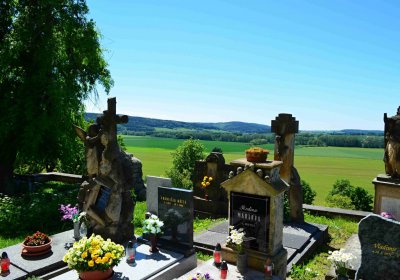 Hřbitov Byšičky u Lázní Bělohrad, Šimůnek Tomáš, 2017