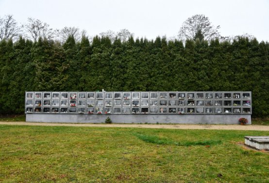 O.N., 2022
