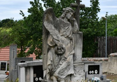 Nížebohy, Omnium, 2020