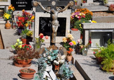 Dlažkovice, Omnium, 2020