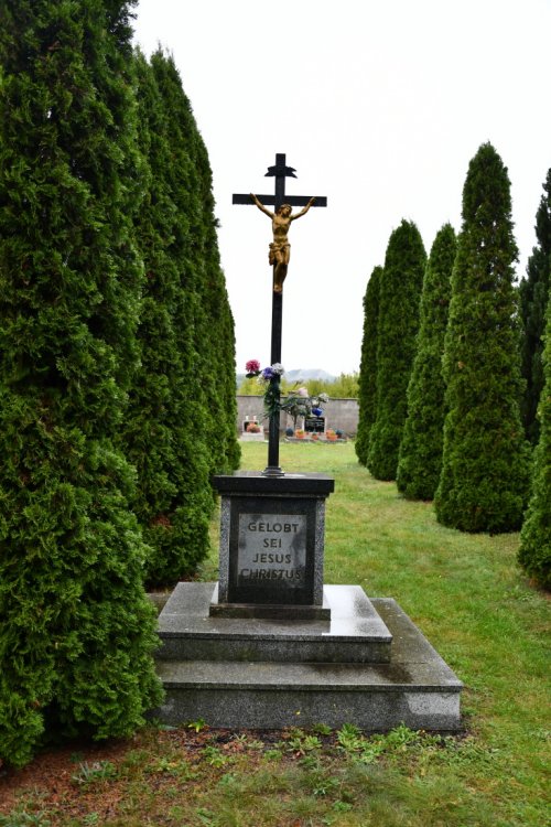 Chotiměř