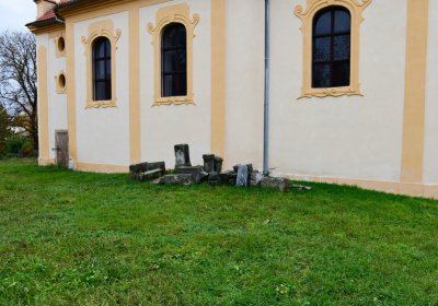 Chlumčany u kostela, Omnium, 2020