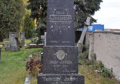 Panenský Týnec, Omnium, 2020