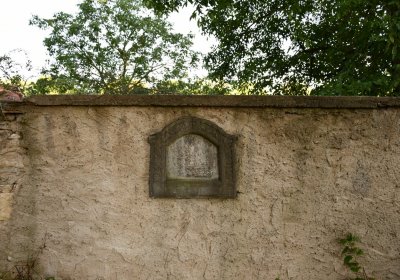 Dolánky nad Ohří u kostela, Omnium, 2020