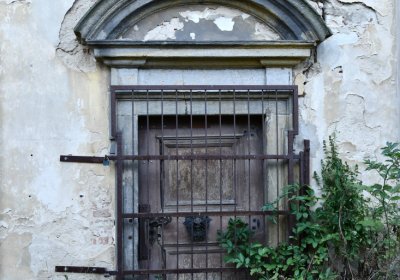 Dolánky nad Ohří u kostela, Omnium, 2020