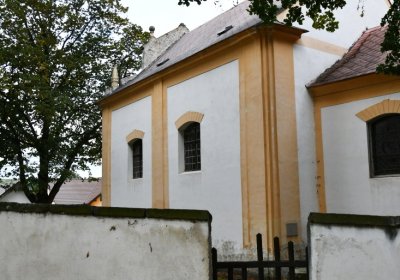 Podlesice u kostela, Omnium, 2020