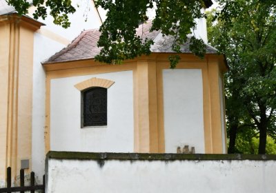 Podlesice u kostela, Omnium, 2020