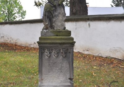 Podlesice u kostela, Omnium, 2020