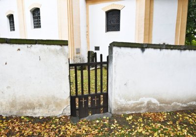 Podlesice u kostela, Omnium, 2020