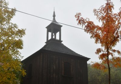 Sutom u kostela, Omnium, 2020