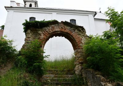 Straškov u kostela, Omnium, 2020