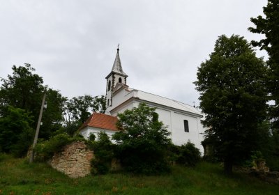 Straškov u kostela, Omnium, 2020