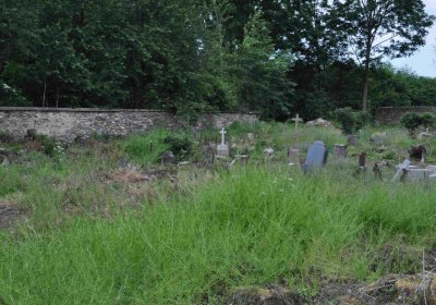 Fotografie hřbitova při probíhající rekonstrukci, Omnium, 2016