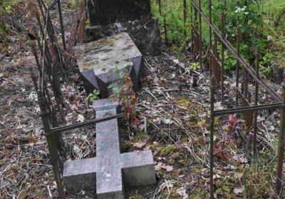 Fotografie hřbitova při probíhající rekonstrukci, Omnium, 2016