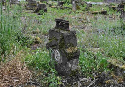 Fotografie hřbitova při probíhající rekonstrukci, Omnium, 2016