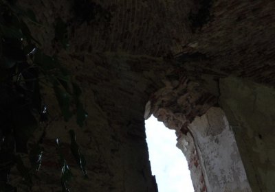 Fotografie hřbitova při probíhající rekonstrukci, Omnium, 2016