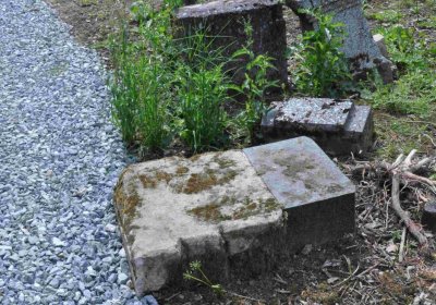 Fotografie hřbitova při probíhající rekonstrukci, Omnium, 2016