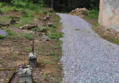 Fotografie hřbitova při probíhající rekonstrukci, Omnium, 2016