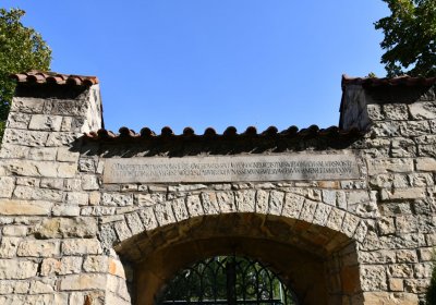 Louny u kostela sv. Petra, Omnium, 2020