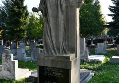 Louny městský hřbitov, Omnium, 2020